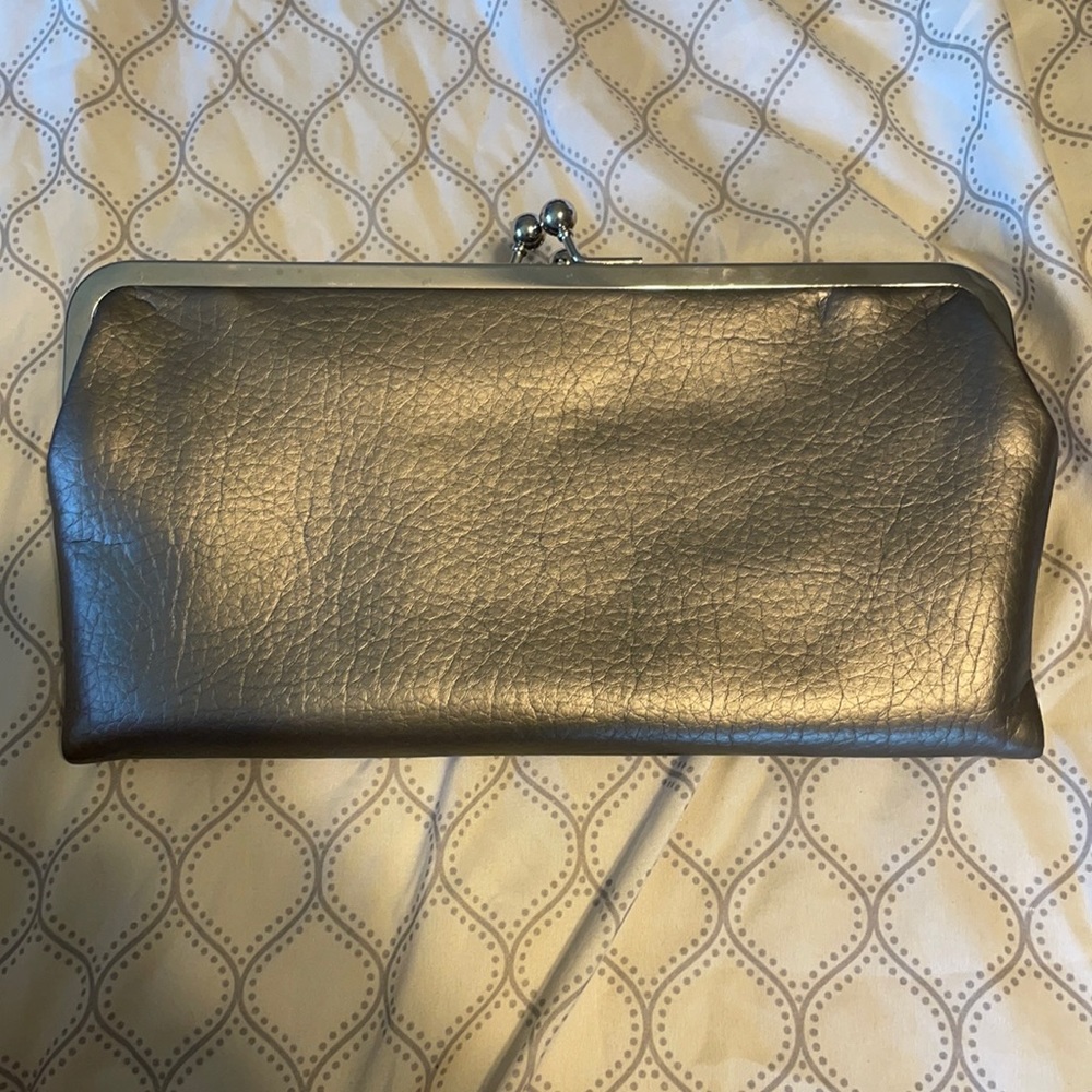 3 sectioned wallet